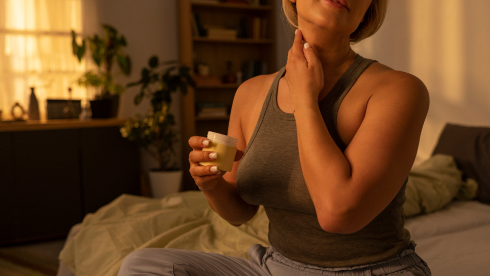 Body Serum Lebih Efektif di Malam Hari? Ini Alasannya