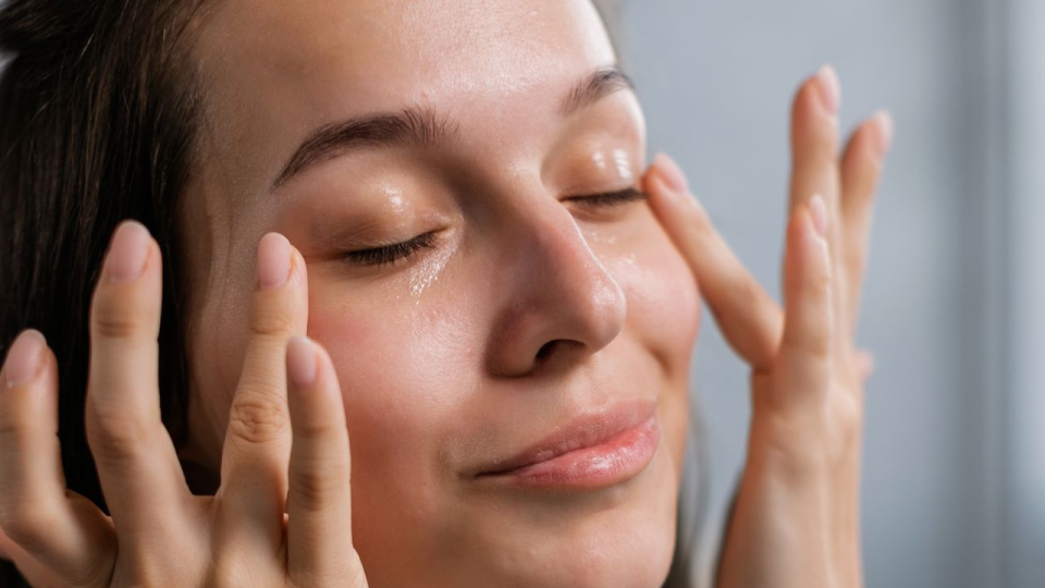Urutan Skincare Saat Skin Barrier Rusak yang Benar agar Kulit Cepat Pulih
